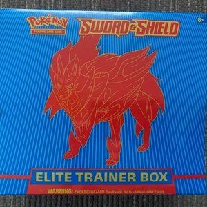 Pokémon TCG: Sword & Shield Elite Trainer Box “NEW”
